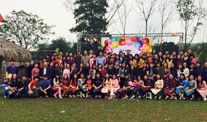 Trường THPT Sơn Tây tổ chức chào mừng ngày Quốc tế phụ nữ mùng 8 tháng 3 tại Khu du lịch sinh thái Long Việt – Ba Vì
